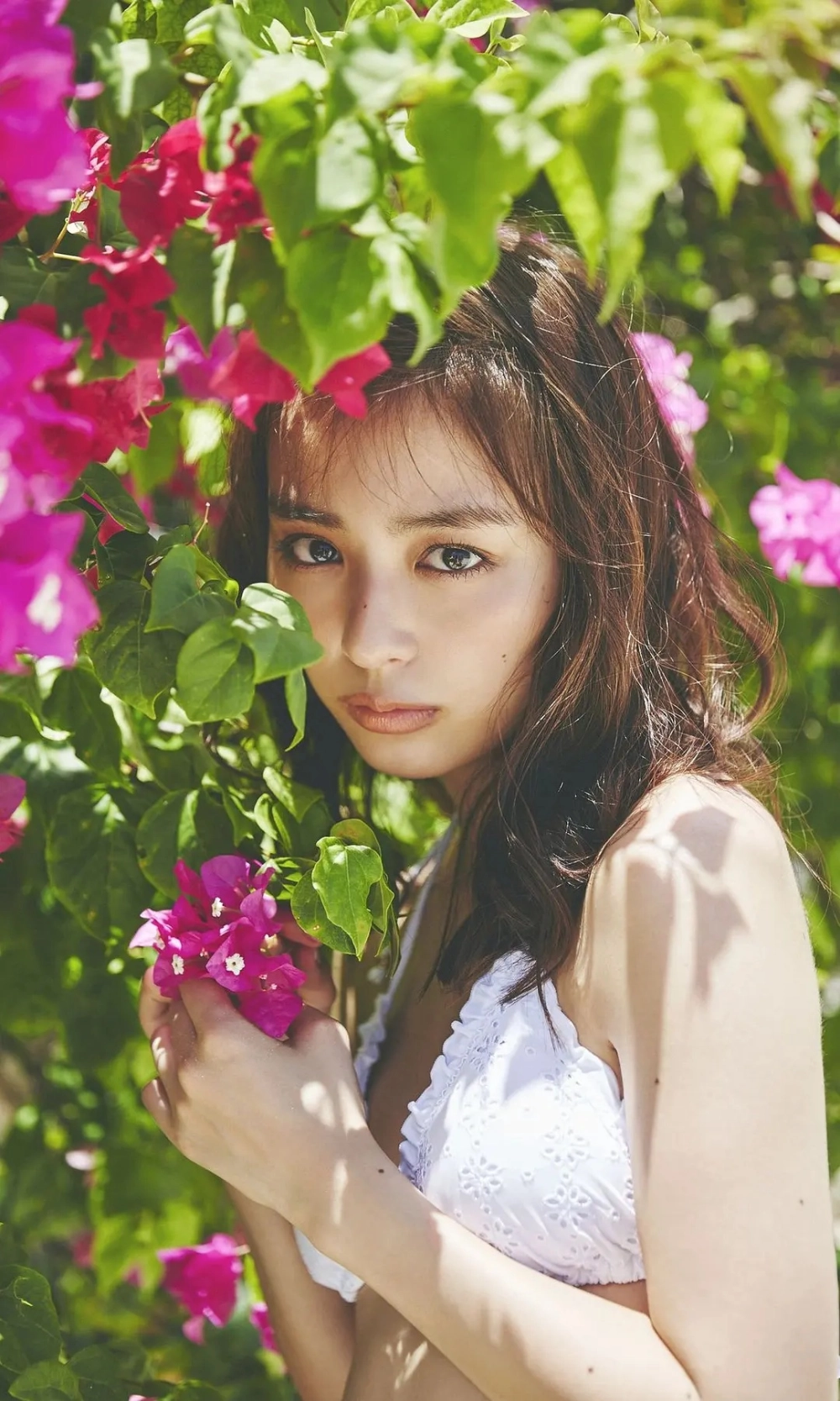 Sexy tự tin đầy mê hoặc cùng Rio Uchida