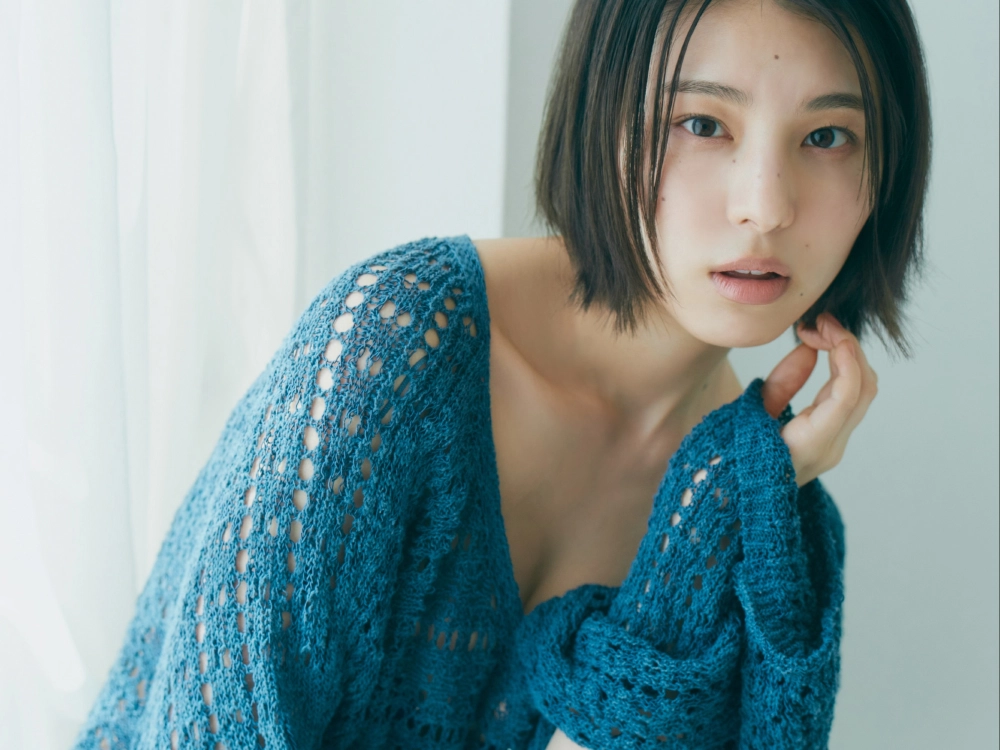 Sagara Iori sexy đầy khí chất khiến ai cũng say mê