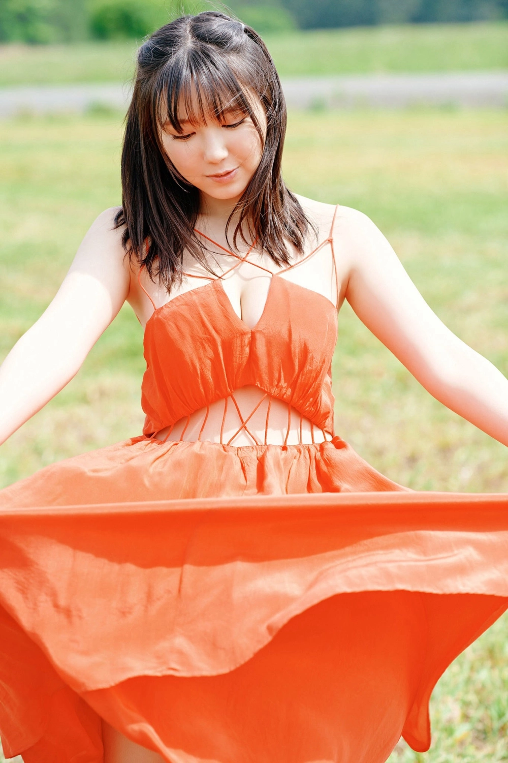 Vẻ đẹp gợi cảm của Sawaguchi Aihua khiến tim người xem loạn nhịp