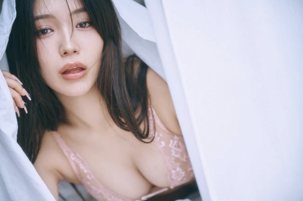 Vẻ đẹp nóng bỏng của Seika Tamukai khiến tim người xem loạn nhịp