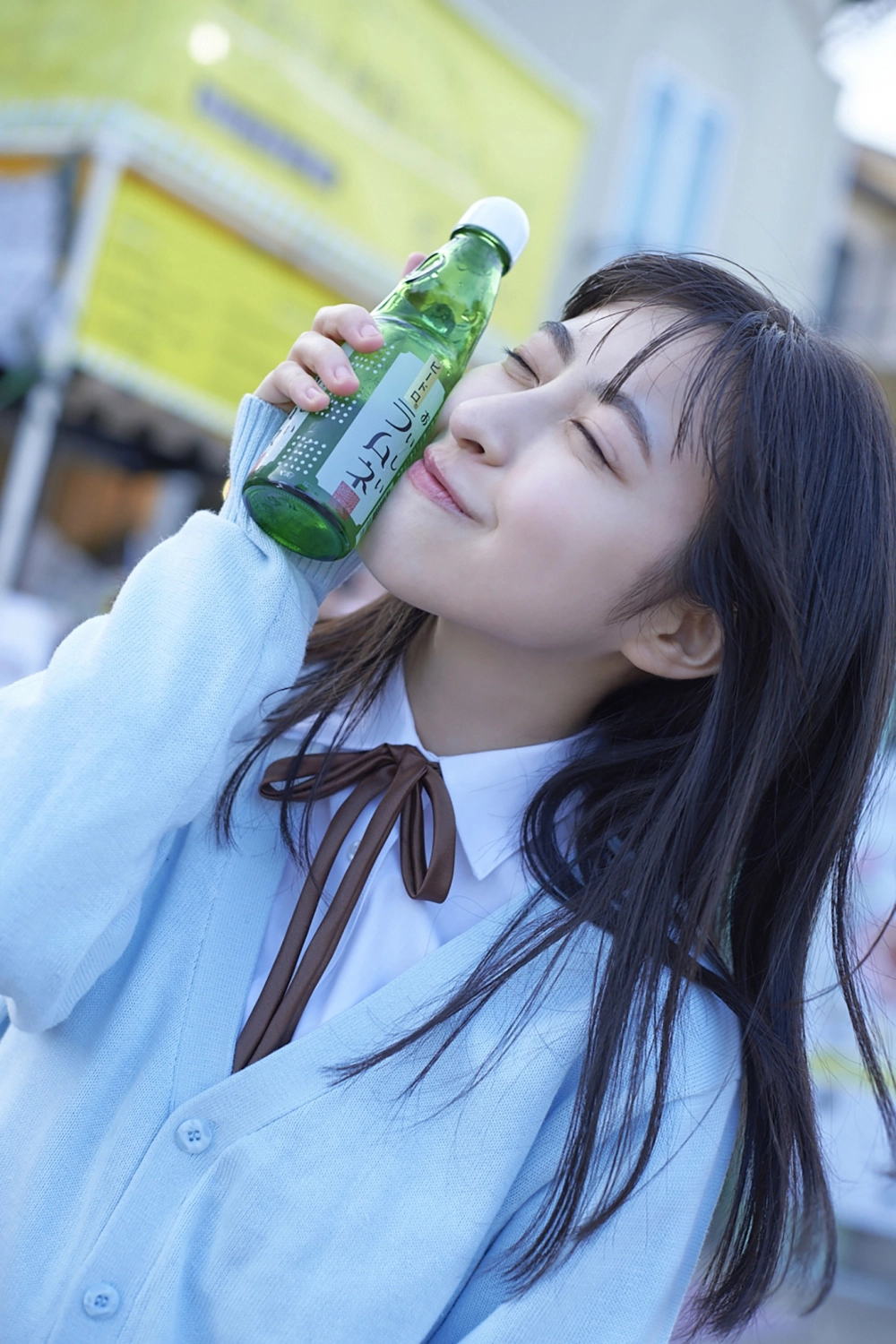 Nét đẹp quyến rũ khiến Tsukune Takeuchi trở thành tâm điểm mọi ánh nhìn