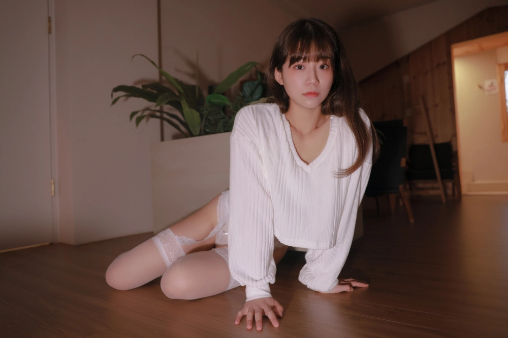 Yui thu hút mọi ánh nhìn với vẻ đẹp sexy rực lửa