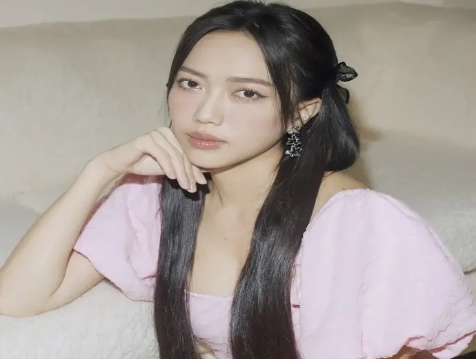 Diệu Nhi khoe nét đẹp tươi tắn qua những bức ảnh ấn tượng