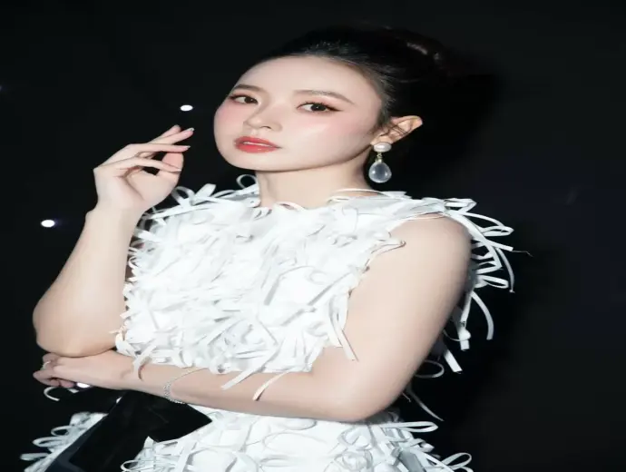 Chiêm ngưỡng những ảnh Midu đẹp lung linh mới nhất