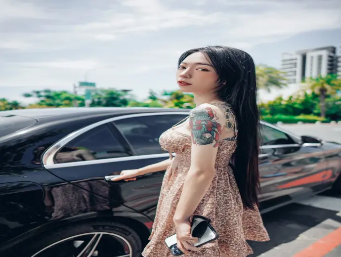 Bộ sưu tập flutter sexy tỏa sáng đầy phong cách gợi cảm