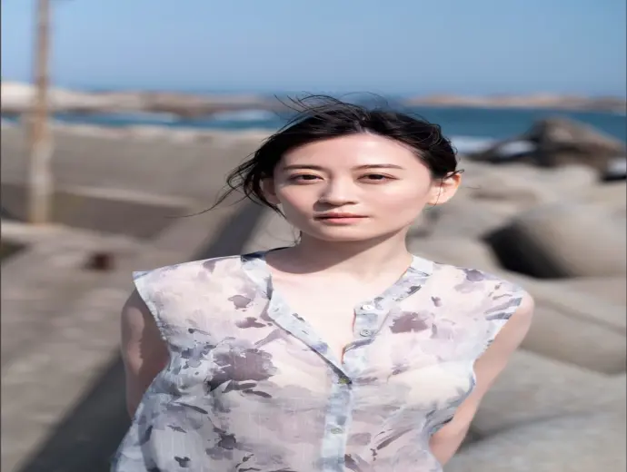 Khám phá hình ảnh Kami Nishie sexy nóng bỏng đầy sức hút