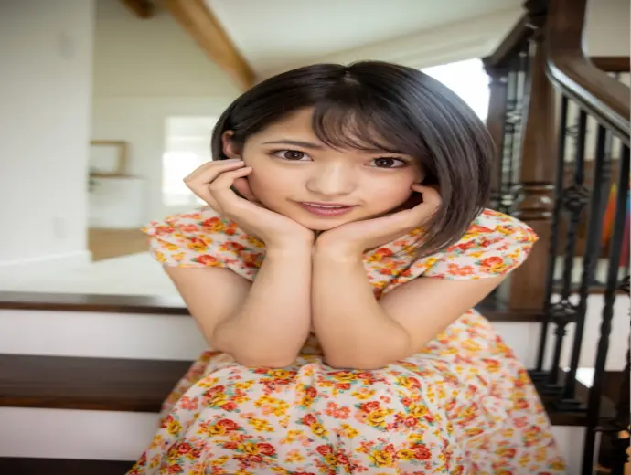 Hình ảnh Mitsuki Nagisa với vẻ đẹp tự nhiên đầy cuốn hút