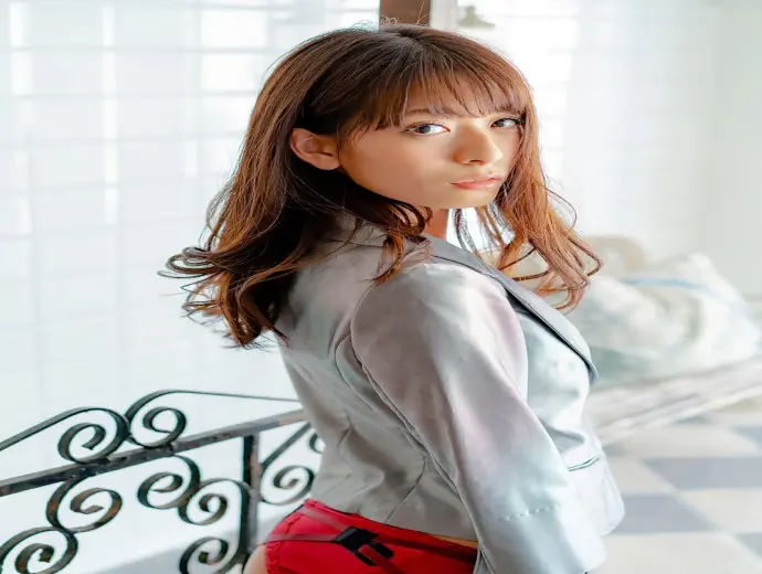 Nonoura Warm tỏa sáng với thần thái cuốn hút khó rời mắt