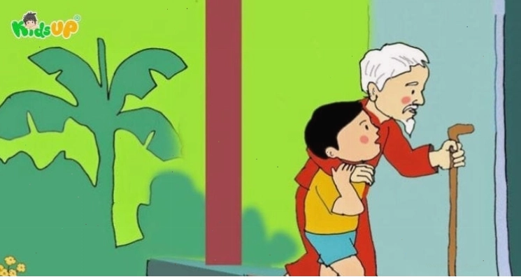 Bà với mái tóc bạc phơ và nụ cười hiền hậu bên cháu