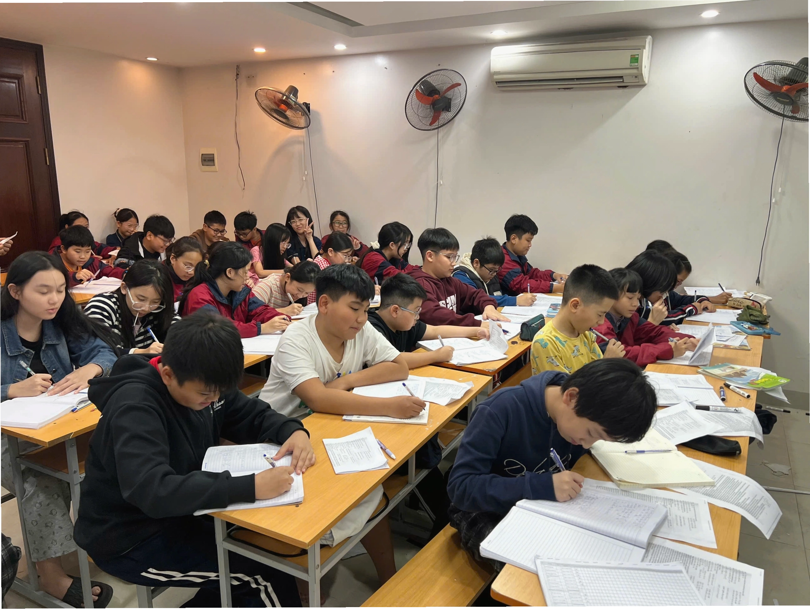 Cấu trúc một bài văn nghị luận xã hội mẫu lớp 12