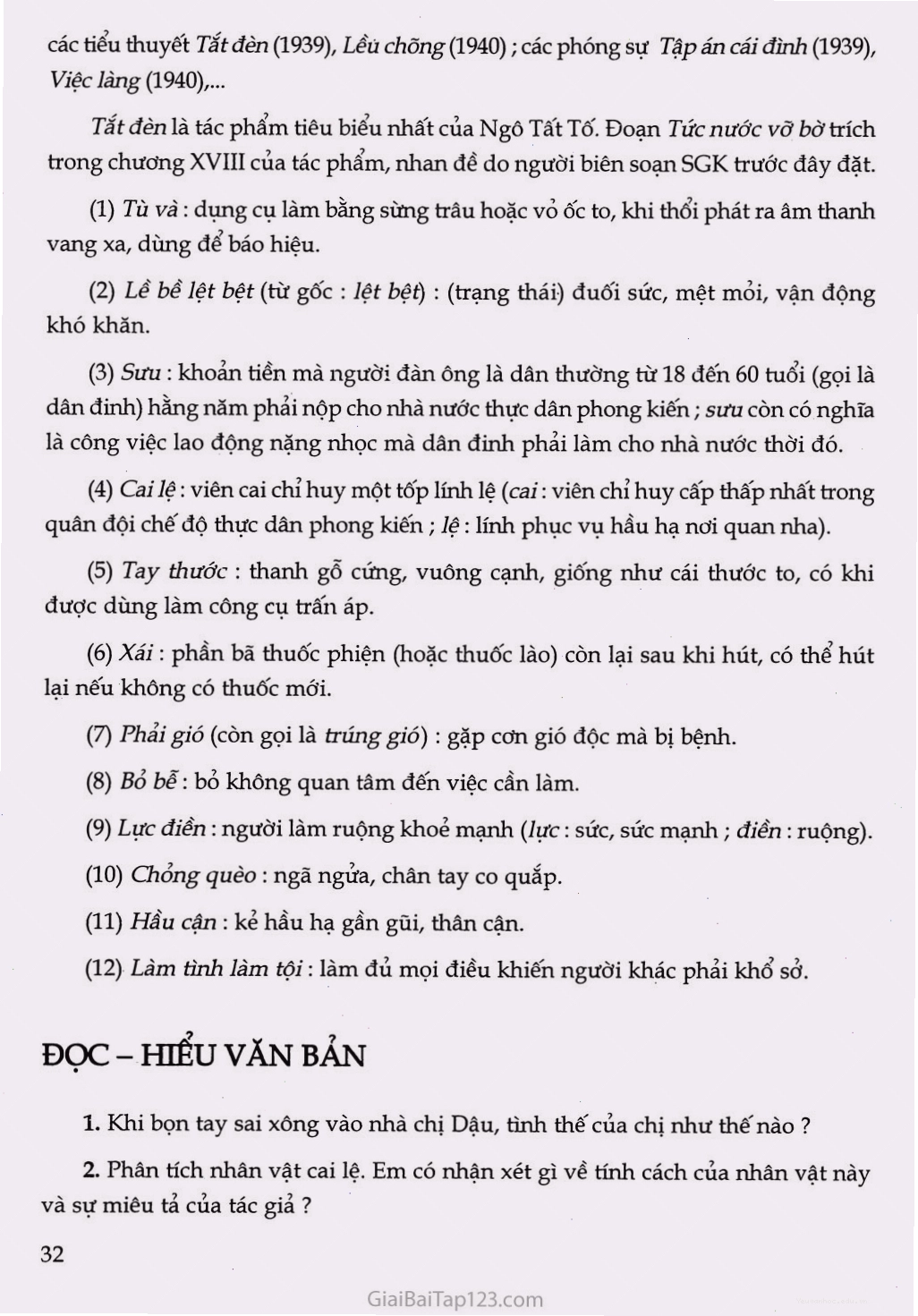 Chị Dậu đánh trả bọn cai lệ và lí trưởng