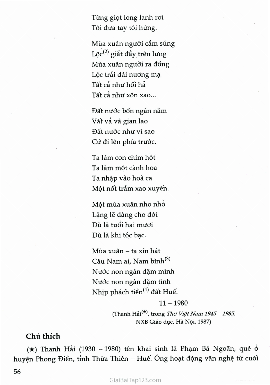 Hình ảnh cánh én bay lượn báo hiệu mùa xuân