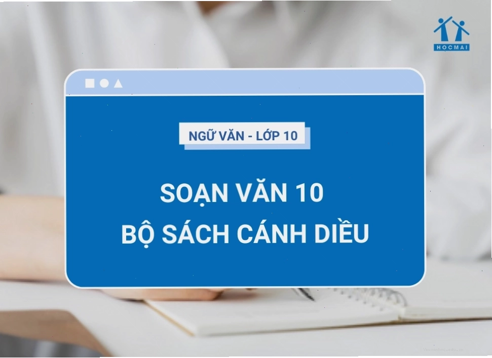 Học sinh đang chăm chú soạn bài Ngữ văn 10