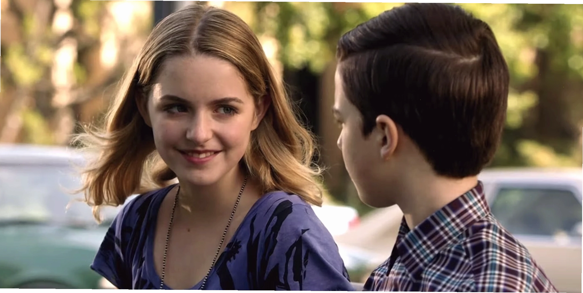 Mckenna Grace trong vai Paige Swanson