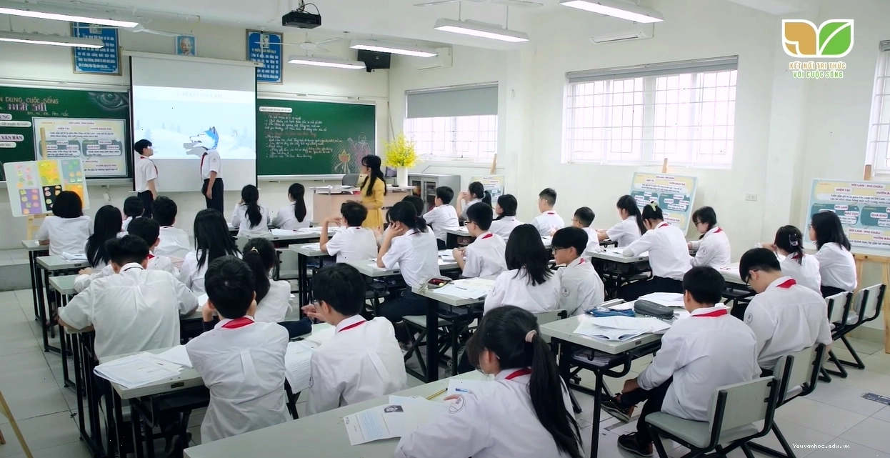 Minh họa bài soạn văn 8 - Phân tích nhân vật