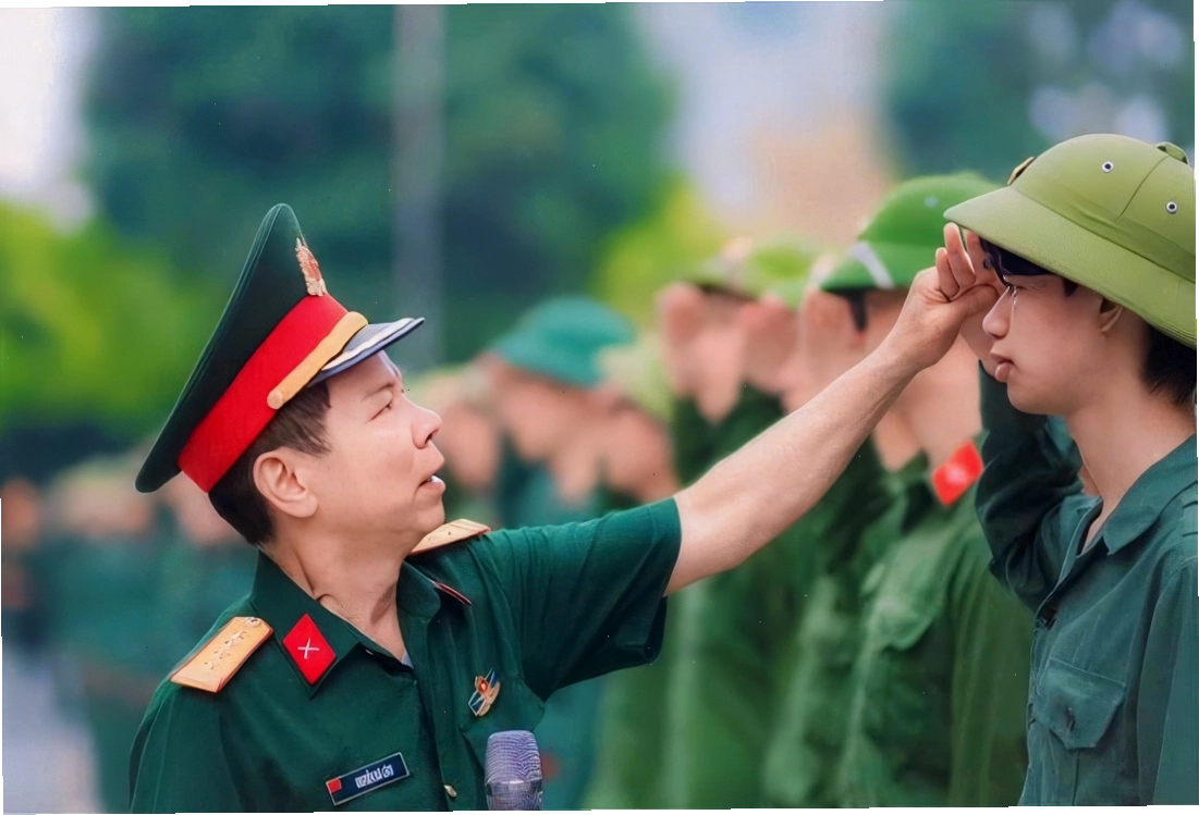 Minh họa không gian lớp học với học sinh đang chăm chú lắng nghe