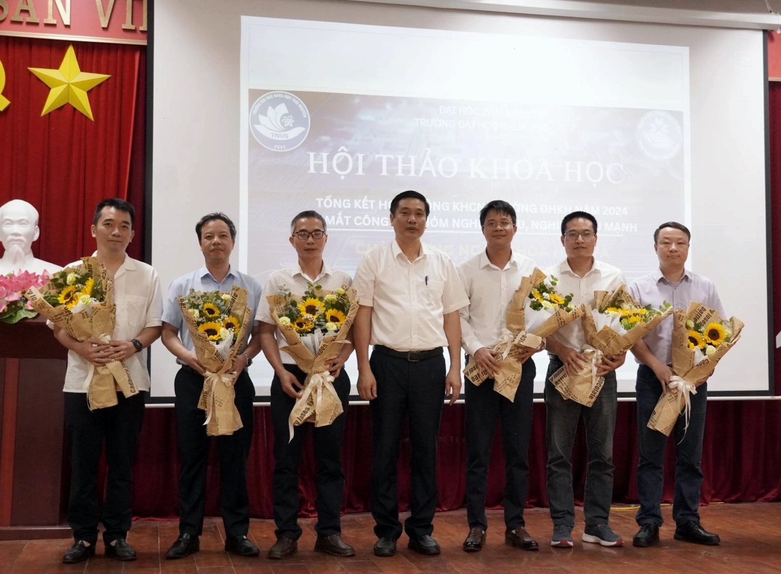 Nhóm nghiên cứu liên ngành văn hóa xã hội
