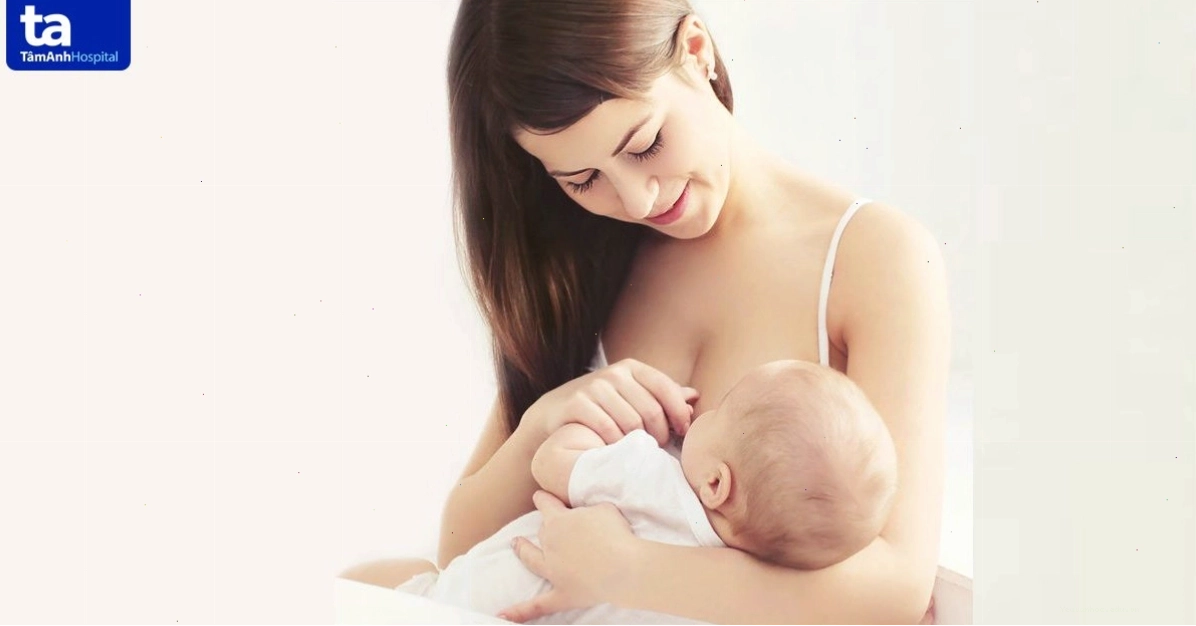 Nuôi con bằng sữa mẹ sau sinh mổ