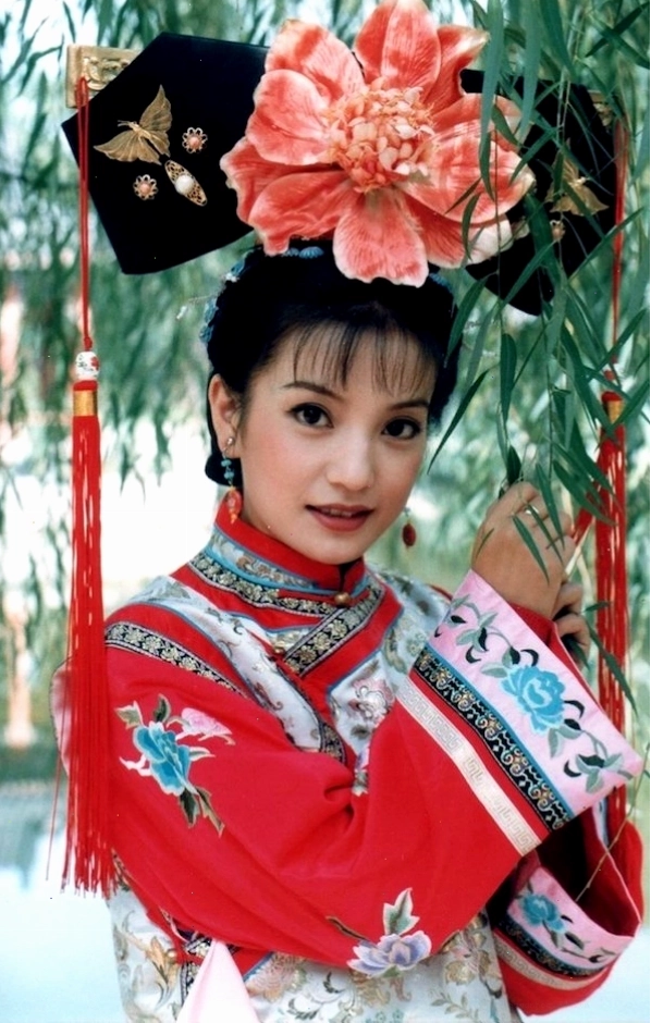 Phong cách thời trang của Triệu Vy