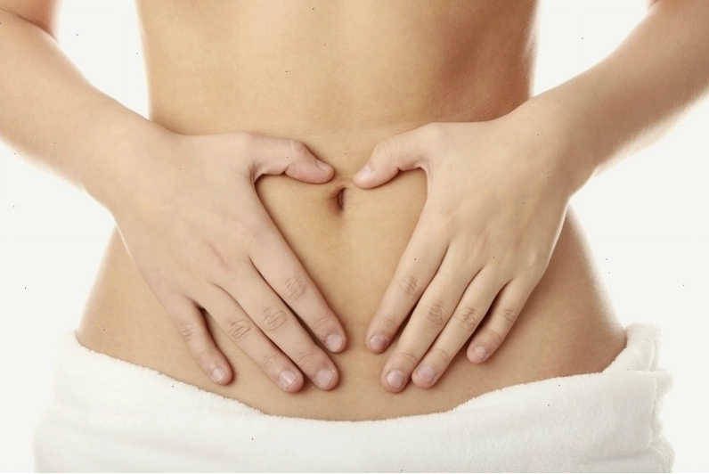 Vận động nhẹ nhàng giúp đẩy sản dịch