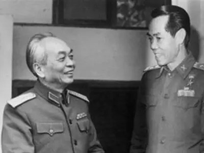 Soạn bài Phạm Xuân Ẩn - tên người như cuộc đời - Kết nối tri thức Lớp 9
