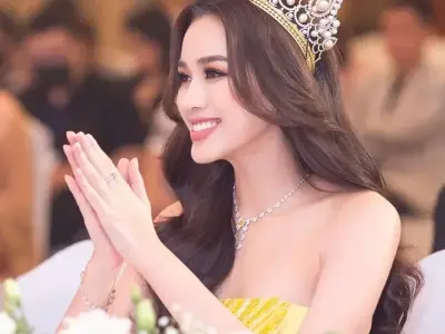Bộ sưu tập ảnh Đỗ Thị Hà đẹp rạng rỡ khiến fan say đắm