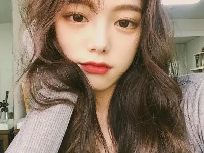 Tải ngay avatar gái xinh dễ thương cho profile của bạn