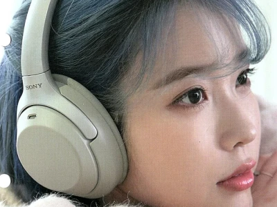 Ngắm gái xinh đeo tai nghe với phong cách trẻ trung sành điệu