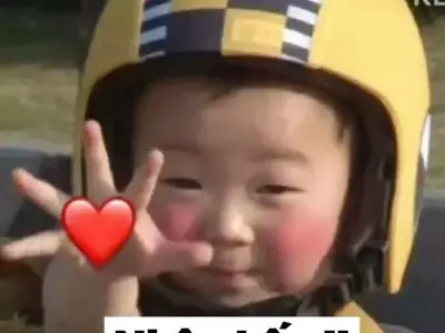 Cười không ngừng với meme bắn tim cực dễ thương và vui nhộn