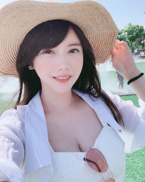 Ảnh gái cute 06