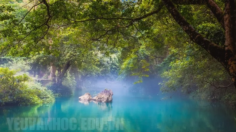 Phân tích bài thơ Đất Nước của Nguyễn Đình Thi, hình ảnh quê hương hùng vĩ và thiêng liêng