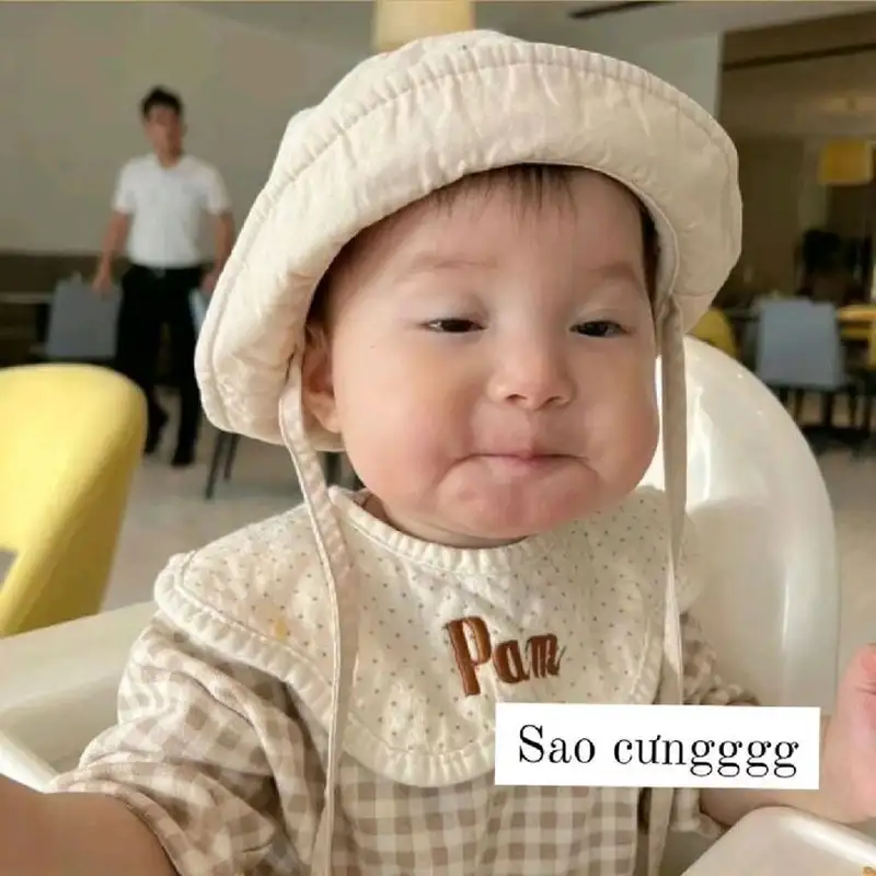 Meme ảnh em bé cute có chữ giúp bạn gửi gắm tình cảm